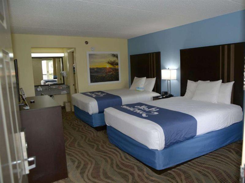 Days Inn By Wyndham Kodak/Sevierville Intrstate Smokeymntns Exteriör bild