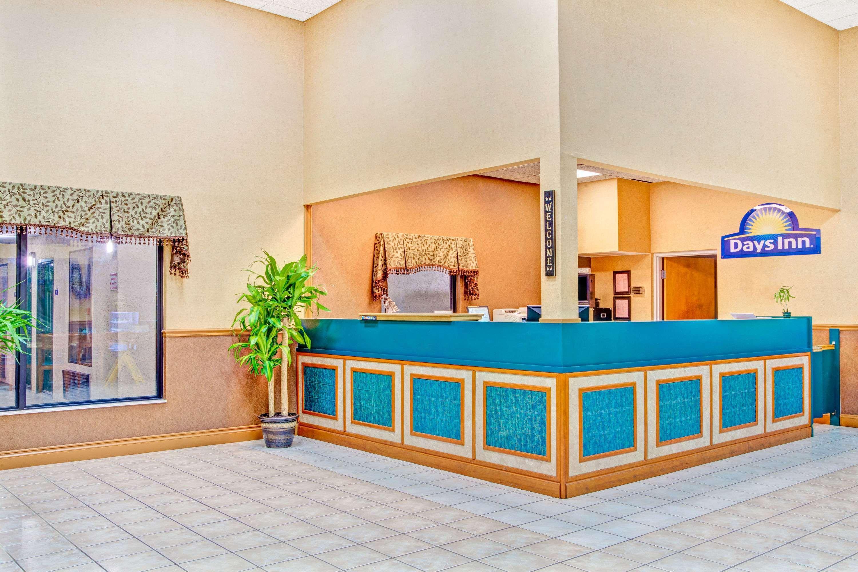 Days Inn By Wyndham Kodak/Sevierville Intrstate Smokeymntns Exteriör bild