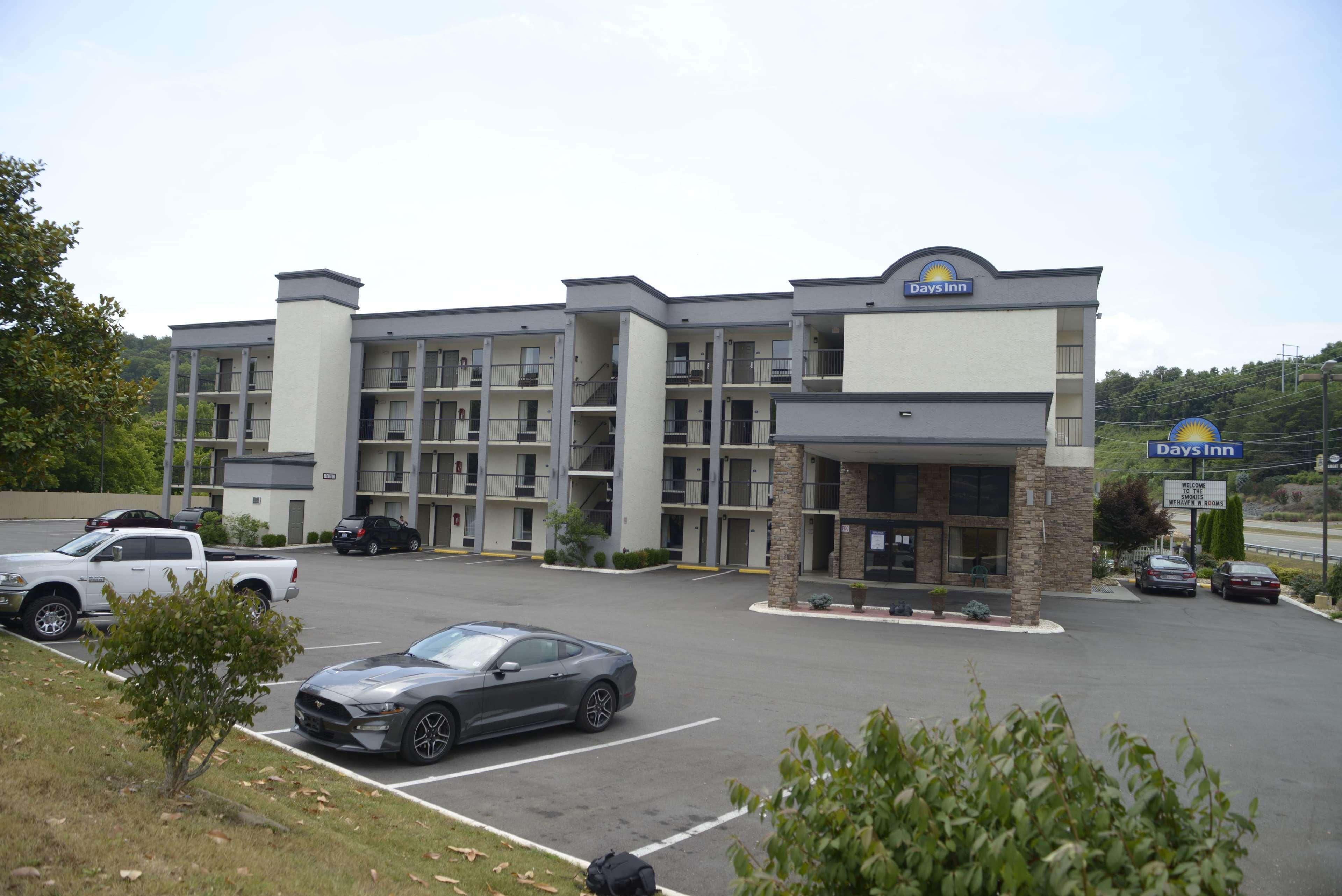Days Inn By Wyndham Kodak/Sevierville Intrstate Smokeymntns Exteriör bild