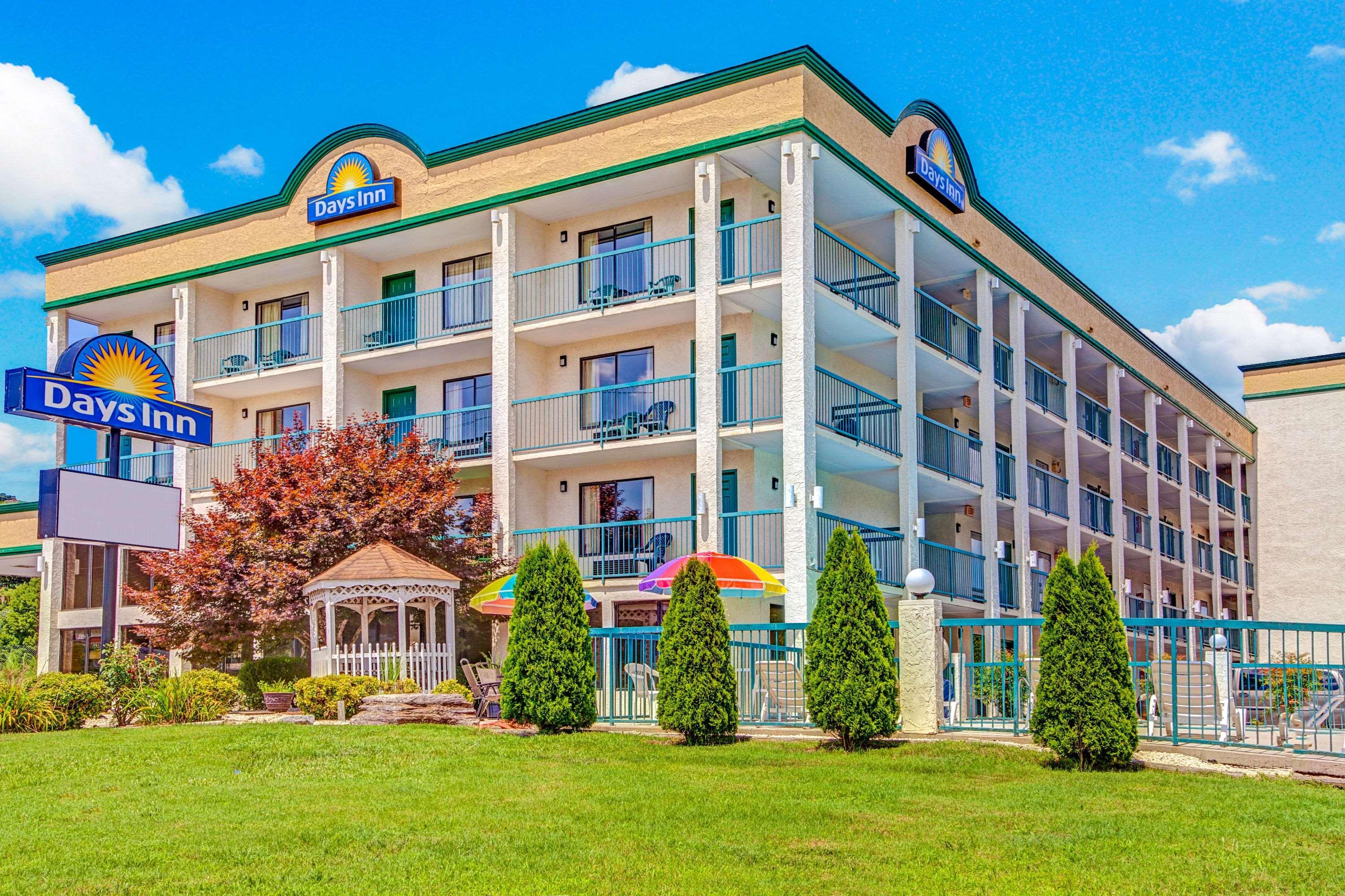 Days Inn By Wyndham Kodak/Sevierville Intrstate Smokeymntns Exteriör bild